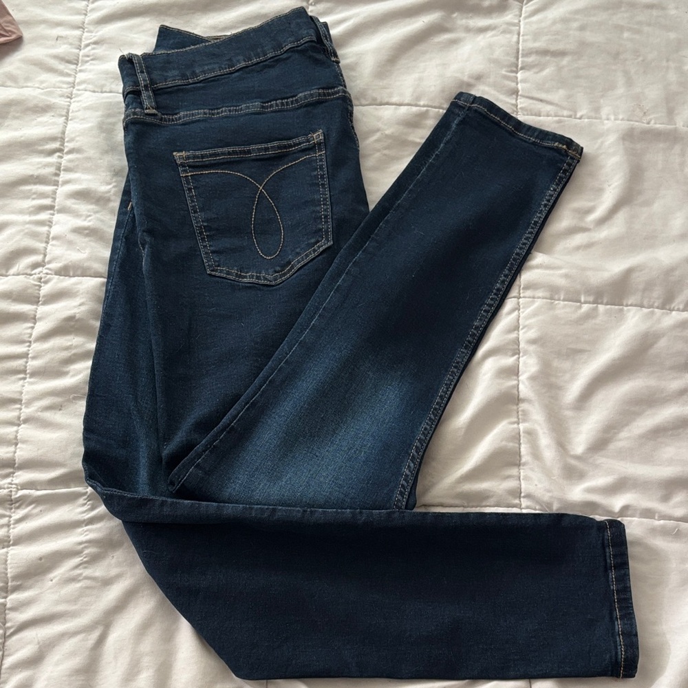 Calvin Klein Jeans Women's Dark Indigo Skinny Jeans